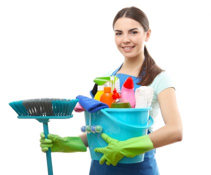 Local Battersea cleaning team working in a flat